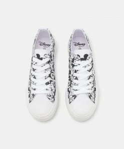 Even&Odd DISNEY MICKEY MOUSE - Trainers - White/black -Even&Odd Sales Store 9e7d8a0a63024f32adf25919cb8fc751