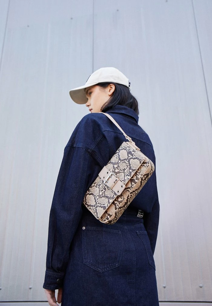 Even&Odd Handbag - Tan 3 Even&Odd Handbag - Tan