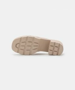 Even&Odd Heeled Mules - Off-white 12 Even&Odd Heeled Mules - Off-white -Even&Odd Sales Store aeaa140ac02c4788bffe0d07e5167d56