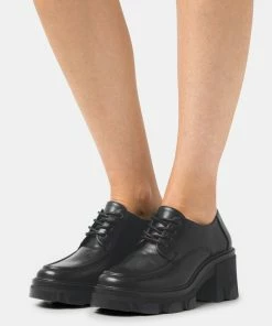 Even&Odd Lace-ups - Black