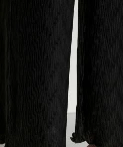 Even&Odd Plisse Scallop Hem Trouser - Trousers - Black -Even&Odd Sales Store b1f06f8eb22f4619869a5ff523015af1