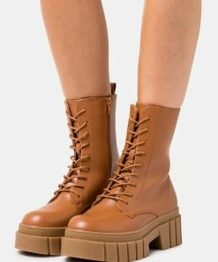 Even&Odd Platform Ankle Boots - Copper