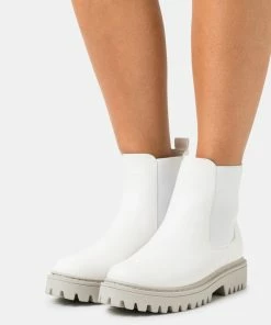 Even&Odd Platform Ankle Boots - White