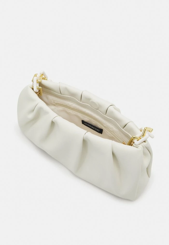 Even&Odd Clutch - Off White 8 Even&Odd Clutch - Off White - Image 6