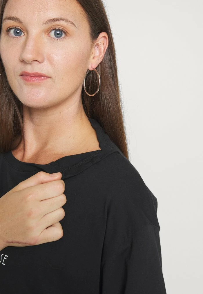 Even&Odd Print T-shirt - Black 10 Even&Odd Print T-shirt - Black - Image 8