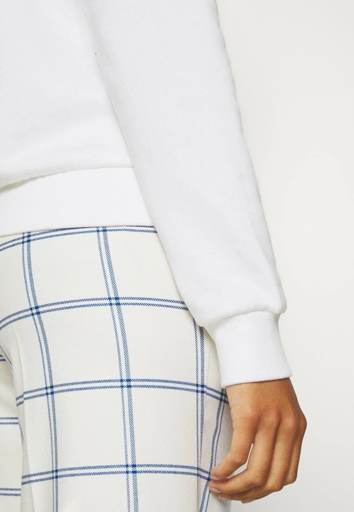 Even&Odd LOOSE OFF SHOULDER SWEATSHIRT - Sweatshirt - White 8 Even&Odd LOOSE OFF SHOULDER SWEATSHIRT - Sweatshirt - White - Image 6