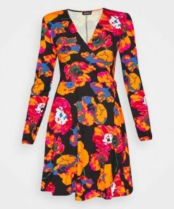 Even&Odd Jersey Dress - Black/red/orange 12 Even&Odd Jersey Dress - Black/red/orange -Even&Odd Sales Store c4f9dc9ec54d48f7afd88da0133beceb