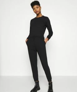 Even&Odd Jumpsuit - Black