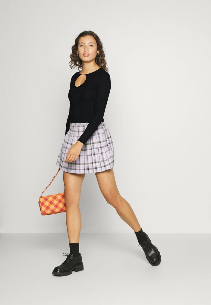 Even&Odd Long Sleeved Top - Black 6 Even&Odd Long Sleeved Top - Black - Image 4