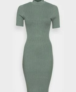 Even&Odd PERKIN NECK SHORT SLEEVE DRESS - Jumper Dress - Olive -Even&Odd Sales Store d4e7fffe0dc24e62bbf59e5c990bd0cc