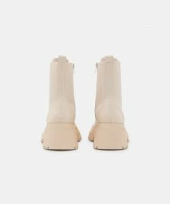 Even&Odd Classic Ankle Boots - Off-white 11 Even&Odd Classic Ankle Boots - Off-white -Even&Odd Sales Store d59a2c3311fa44d2b6d1c2025f33857a