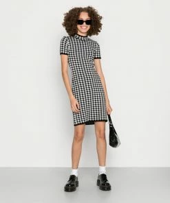 Even&Odd Jumper Dress - Black/white -Even&Odd Sales Store d7fb1fb7ac8e4b2e8e7be73051b8d647