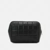 Even&Odd Wash Bag - Black -Even&Odd Sales Store d87fd994b827499dab22db824cdf8566