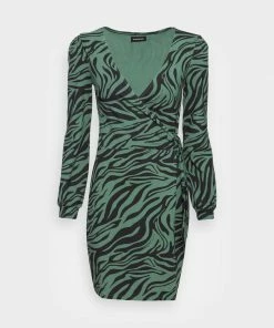 Even&Odd Jersey Dress - Black/green 10 Even&Odd Jersey Dress - Black/green -Even&Odd Sales Store dba7c72271f44d0ea720bb99b4231cb6