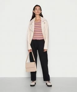 Even&Odd CROPPED CREWNECK LONG SLEEVE - Long Sleeved Top - Red 8 Even&Odd CROPPED CREWNECK LONG SLEEVE - Long Sleeved Top - Red -Even&Odd Sales Store df6dbc8c98c4444889b2c6fd45e71764