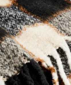 Even&Odd Scarf - Black/beige/brown 15 Even&Odd Scarf - Black/beige/brown -Even&Odd Sales Store e1f4b5a841494aee86f66e5c324da8f3