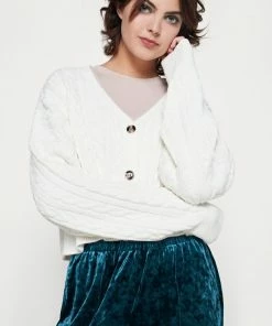 Even&Odd CABLE CARDIGAN - Cardigan - Off-white -Even&Odd Sales Store e290163054ab44009abe543f3129b771