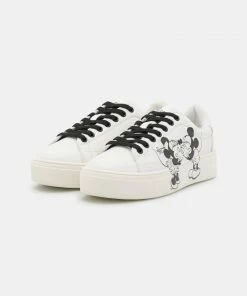 Even&Odd DISNEY MICKEY MOUSE - Trainers - White -Even&Odd Sales Store e98a14bf973e45ceb0ed4dd6df1c52e6