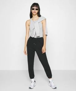 Even&Odd REGULAR FIT JOGGERS - Tracksuit Bottoms - Black -Even&Odd Sales Store ed432891010e417dbbdc589630d839ab