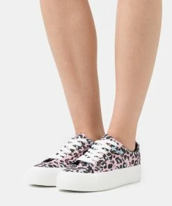 Even&Odd Trainers - Pink/black/light Blue