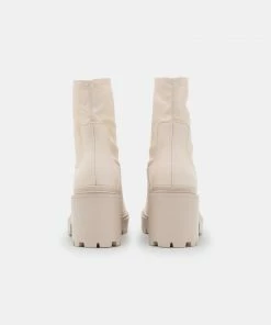 Even&Odd Classic Ankle Boots - Off-white 11 Even&Odd Classic Ankle Boots - Off-white -Even&Odd Sales Store f01aaeb11f2e4da9a1671539845cbed5