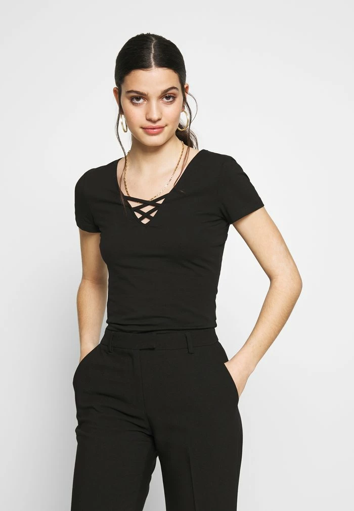 Even&Odd Print T-shirt - Black 3 Even&Odd Print T-shirt - Black