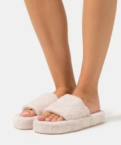 Even&Odd Slippers - Beige