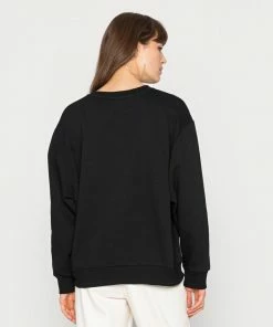 Even&Odd OVERSIZED FLOWER PRINT - Sweatshirt - Black -Even&Odd Sales Store fbfad632e21f4980a43b0e91b57c52ea 1